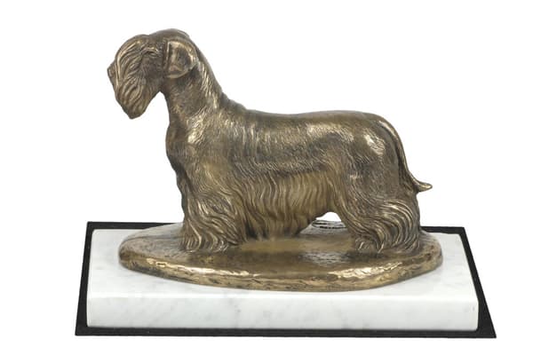Czech Terrier, Cesky Terrier - hundstatyett, statyett på vit marmor, trofé för en hundutställning av Art-Dog