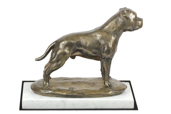 Staffordshire Bull Terrier, Staffik, Staffi III - hundstatyett, statyett på vit marmor, trofé för en hundutställning av Art-Dog