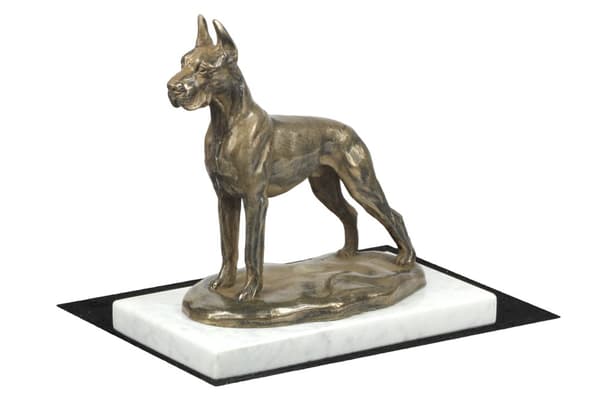Grand Danois I - hundstatyett, statyett på vit marmor, trofé för hundutställningen Art-Dog