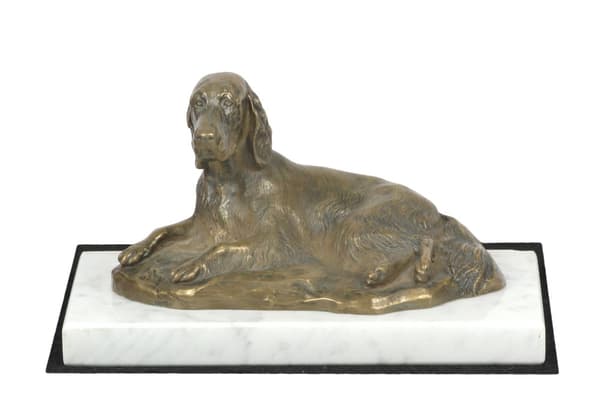 Engelsk setter, Laverack - hundestatuette, figur på hvid marmor, trofæ til en hundeudstilling af Art-Dog