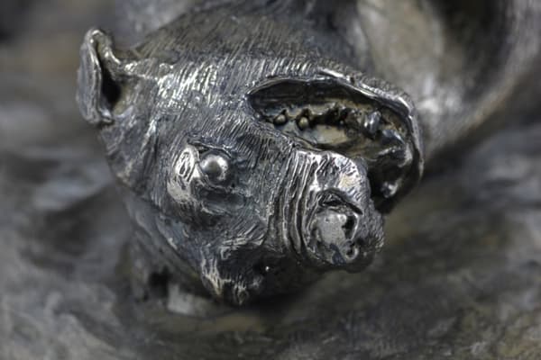 Pit Bull fight - hundestatuette, figur på hvid marmor, trofæ til en hundeudstilling af Art-Dog