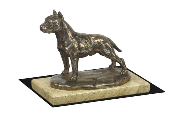 Amerikkalainen staffordshiren terrieri, Amstaff, Amstaf - koirapatsas, koiran siluettihahmo, Art-Dogin koiranäyttelypalkinto