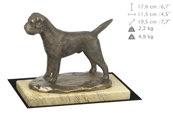 Border Terrier - en hundestatuette, en hundesilhuetfigur, et trofæ til en hundeudstilling af Art-Dog