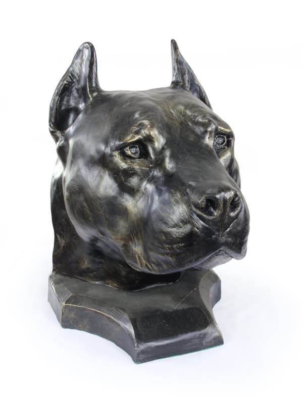 Amerikkalainen staffordshiren terrieri, Amstaff, Amstaf - koiran rintakuva, iso koiran pää puutarhaan, ainutlaatuinen Art-Dogin olohuoneen sisustus