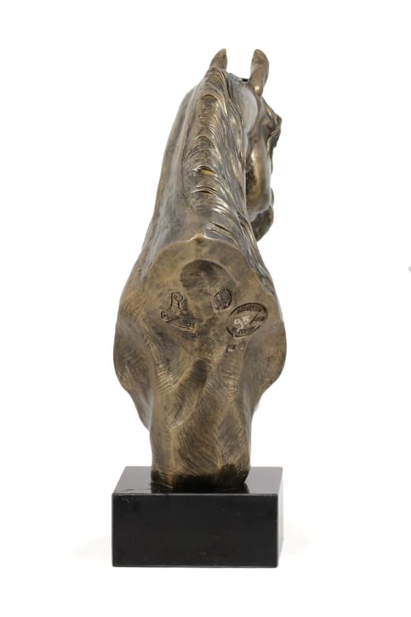Araberhest - stor statuette med hest, buste på en stenbund, prestigefyldt pris i Art-Dog-mærkekonkurrencen