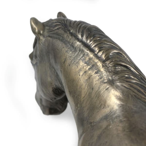 Fell Pony hoppe - statuette med en hest, silhuet af en hest på træ, prestigefyldt pris i Art-Dog brand konkurrencen