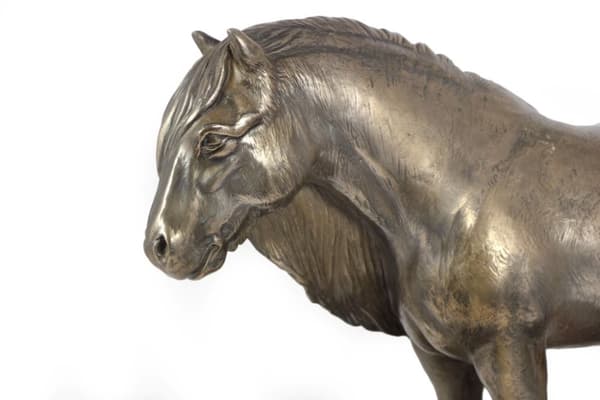 Fell Pony hoppe - statuette med en hest, silhuet af en hest på træ, prestigefyldt pris i Art-Dog brand konkurrencen