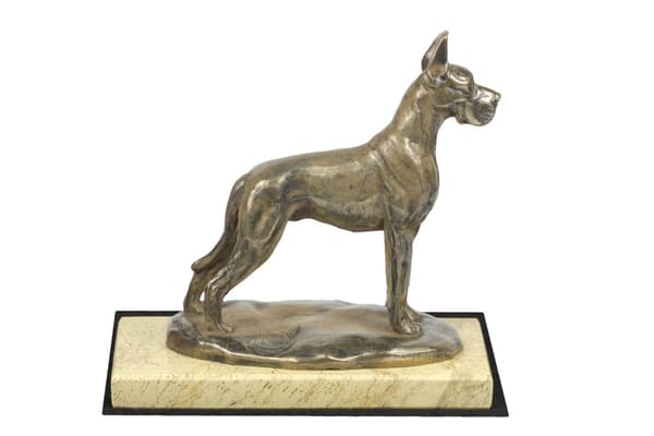 Great Dane I - en hundstatyett, en hundsilhuettfigur, en trofé för en hundutställning av Art-Dog