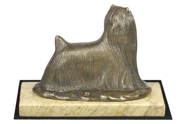 Yorkshirenterrieri, York, York, Yorkie - koirapatsas, koiran siluettihahmo, koiranäyttelypalkinto Art-Dogilta