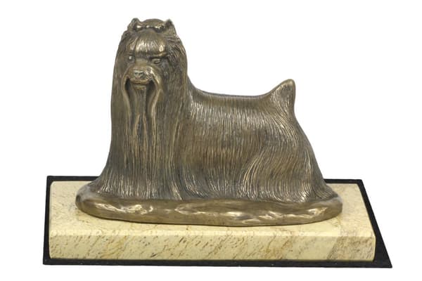 Yorkshirenterrieri, York, York, Yorkie - koirapatsas, koiran siluettihahmo, koiranäyttelypalkinto Art-Dogilta