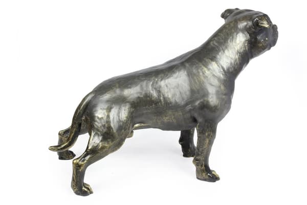 Staffordshire Bull Terrier, Staffik, Staffi - hundstatyett i naturlig storlek, figur i skala 1:1, trädgårdsstaty av Art-Dog