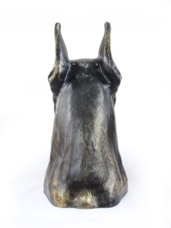 Doberman, Dobermann - koiran rintakuva, iso koiran pää puutarhaan, ainutlaatuinen olohuoneen sisustus Art-Dogilta