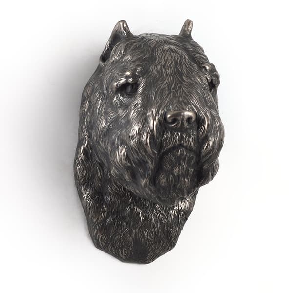 Bouvier des Flandres - koirapatsas, riippuva rintakuva, Art-Dogin ainutlaatuinen koriste koiran ystävälle