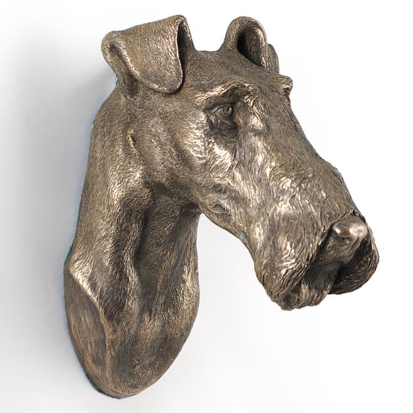 Trådhåret foxterrier - hundestatuette, hængende buste, unik dekoration til en hundeelsker af Art-Dog