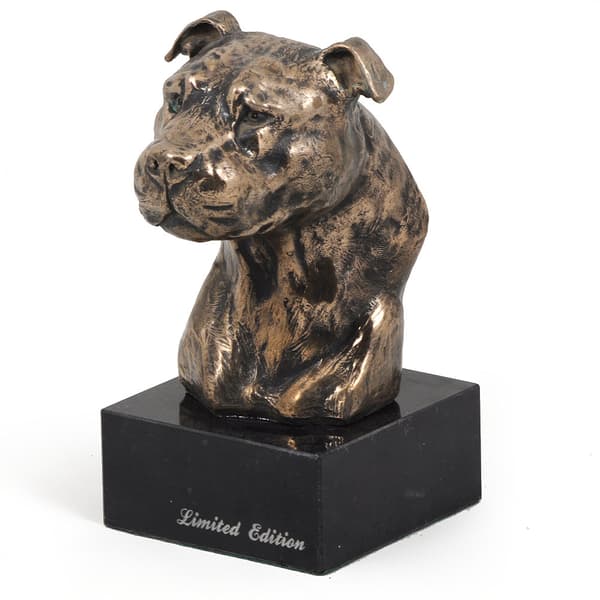 American Staffordshire terrier, Amstaff, Amstaf II - hundestatuette, buste på stenbund, skulptur, trofæ til hundeudstilling af Art-Dog