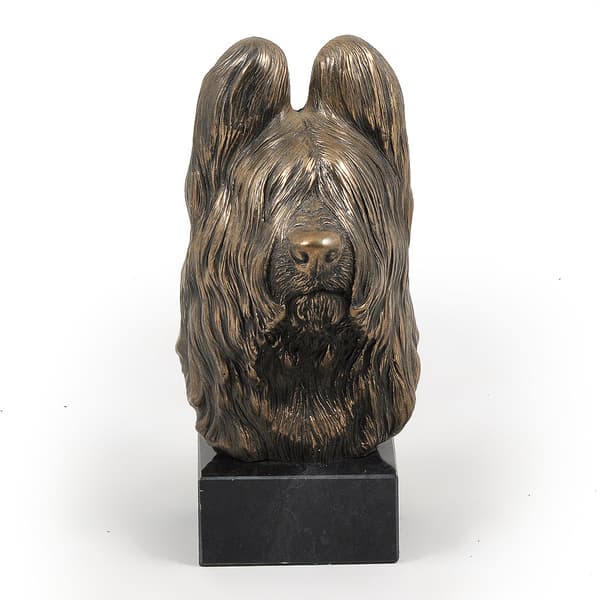 Fransk herde Briard, Berger de Brie - hundstatyett, byst på stenfot, skulptur, trofé för en hundutställning av Art-Dog