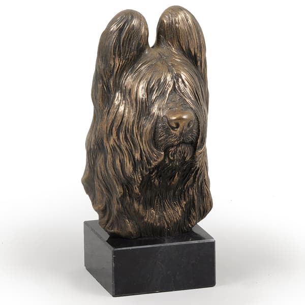 Fransk herde Briard, Berger de Brie - hundstatyett, byst på stenfot, skulptur, trofé för en hundutställning av Art-Dog