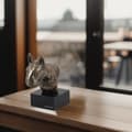 Miniatyrbild 7 av 7: Bull terrier, Bull Terrier II - hundstatyett, byst på stenfot, skulptur, trofé för en hundutställning av Art-Dog