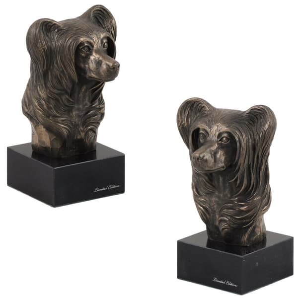 Kiinanharjakoira - koirapatsas, rintakuva kivijalustalla, veistos, Art-Dogin koiranäyttelyn pokaali