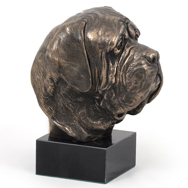 Englanninmastiffi, mastiffi - koirapatsas, rintakuva kivijalustalla, veistos, Art-Dogin koiranäyttelyn pokaali