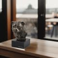 Miniatyrbild 7 av 7: Staffordshire Bull Terrier, Staffik, Staffi - hundstatyett, byst på stenfot, skulptur, trofé för en hundutställning av Art-Dog