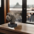 Miniatyrbild 5 av 5: Stor griffon vendéen, Grand Griffon Vendéen - hundstatyett, byst på stenfot, skulptur, trofé för en hundutställning av Art-Dog