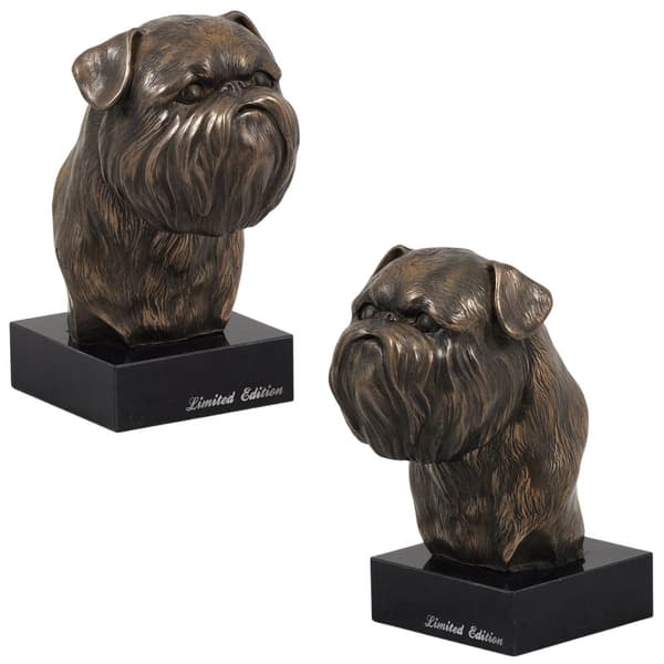 Brysselin griffon, Griffon bruxellois - koirapatsas, rintakuva kivijalalla, veistos, Art-Dogin koiranäyttelyn pokaali