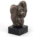 Pikkukuva 3 / 6: Papillon, mannerspanieli - koirapatsas, rintakuva kivijalalla, veistos, Art-Dogin koiranäyttelyn pokaali