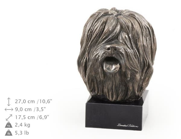 Puolan alamaanlammaskoira, PON - koirapatsas, rintakuva kivijalalla, veistos, Art-Dogin koiranäyttelyn palkinto