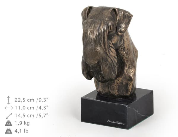 Snautseri, Snautseri II - koirapatsas, rintakuva kivijalustalla, veistos, Art-Dogin koiranäyttelyn pokaali