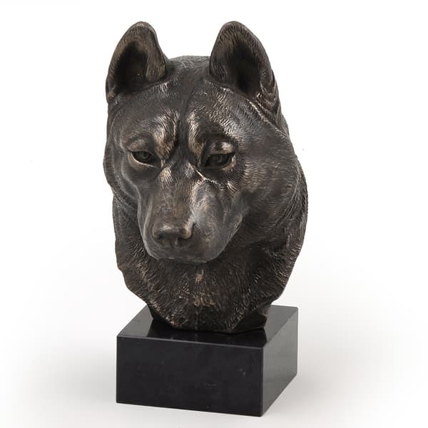 Siperianhusky, Siperianhusky - koirapatsas, rintakuva kivijalalla, veistos, Art-Dogin koiranäyttelyn palkinto