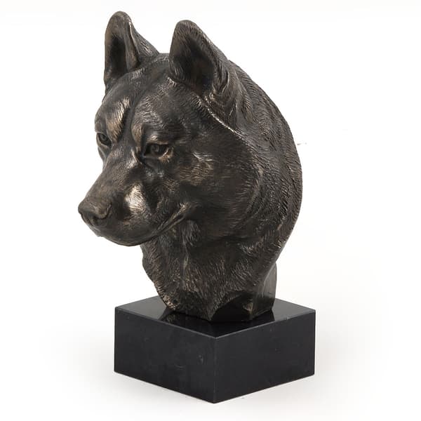Siperianhusky, Siperianhusky - koirapatsas, rintakuva kivijalalla, veistos, Art-Dogin koiranäyttelyn palkinto