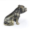 Miniatyrbild 7 av 11: Staffordshire Bull Terrier, Staffik, Staffi - hundstatyett, sittande hund på skrivbordet, dekoration för en hundälskares vardagsrum av Art-Dog