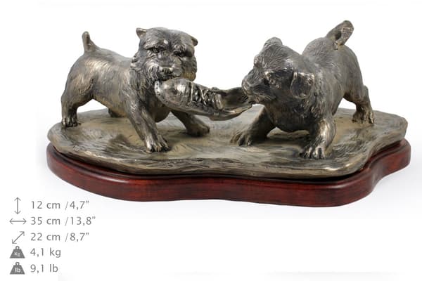 Scene fra Norwitch - eksklusiv hundestatuette, luksuriøst interiørdesign, begrænset oplag af Art-Dog-figurer