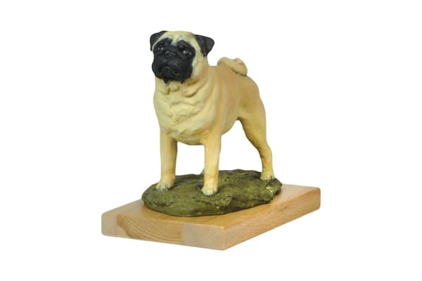 Mops, Mops, Carlin - malet statuette, figurstatue, lavet af en kunstner, Art-Dog brand