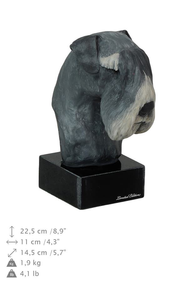 Schnauzer, Schnauzer - målad statyett, statyett staty, gjord av en konstnär, Art-Dog varumärke