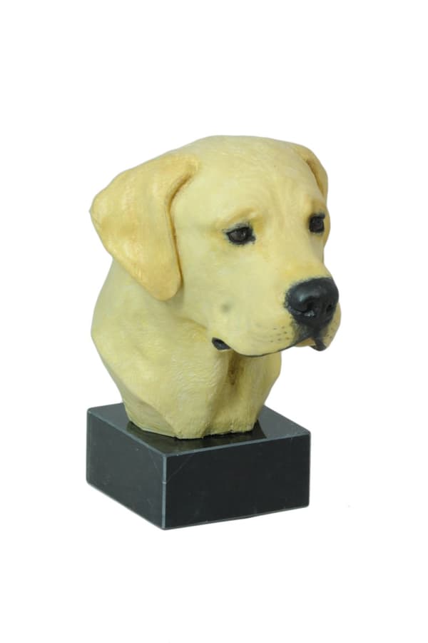 Labrador Retriever I - målad statyett, statystaty, gjord av en konstnär, Art-Dog varumärke
