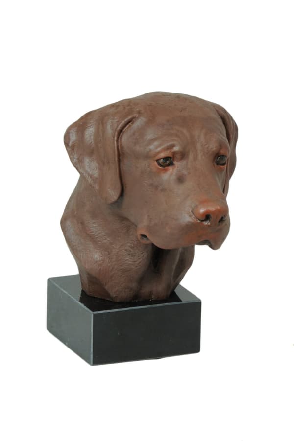 Labradorinnoutaja - maalattu patsas, hahmopatsas, taiteilijan tekemä, Art-Dog tuotemerkki