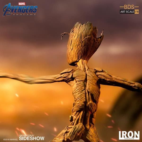 Figurin - Micromania - Avengers: Endgame - Stor 24 cm - Dekorativt föremål - Plast/Harts