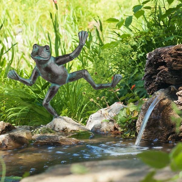Relaxdays Trädgårdsstaty Dansande groda på en gjutjärnsfot Skulptur Dekorativ trädgårdsfigur, storlek L Grön