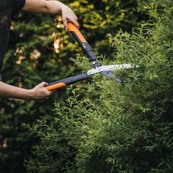 Häcksax - Fiskars - PowerGear - Lätt och kompakt - Stålblad - Manuell