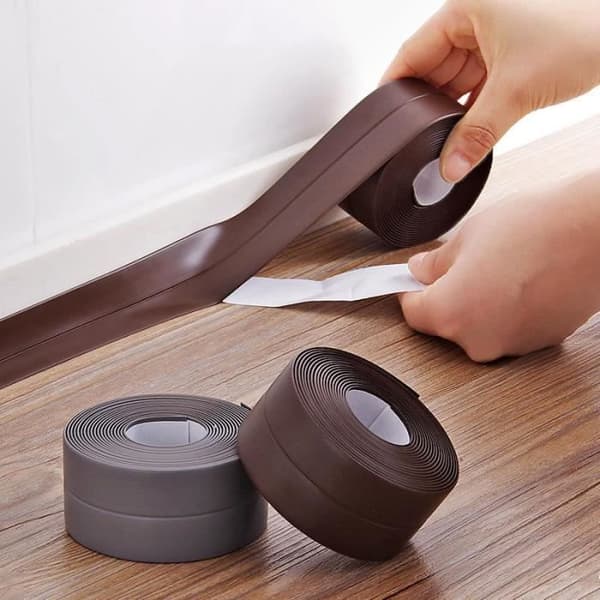 Rulle med självhäftande tätningar - SHOP-STORY - 2,2 cm tjocklek - 3,2 m längd - Brun - Perfekt tätning