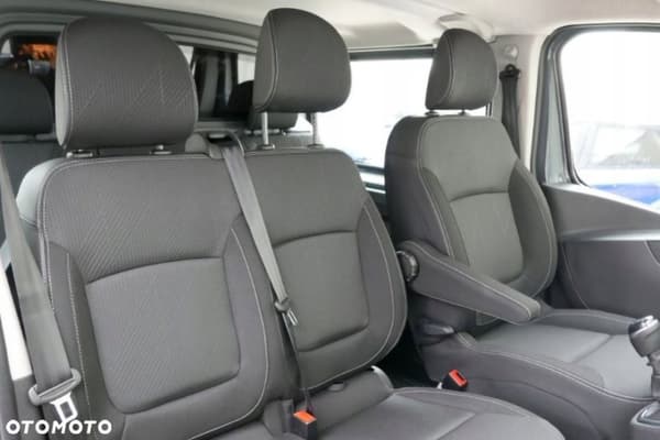 RENAULT TRAFIC 3 III från 2014- 6-PERSONSBRIGADEN täcker