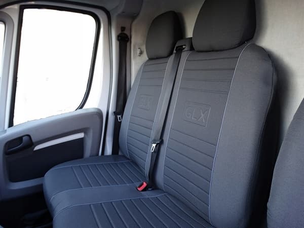 Skyddslock tillägnade RENAULT TRAFIC 2 II 2001-2014