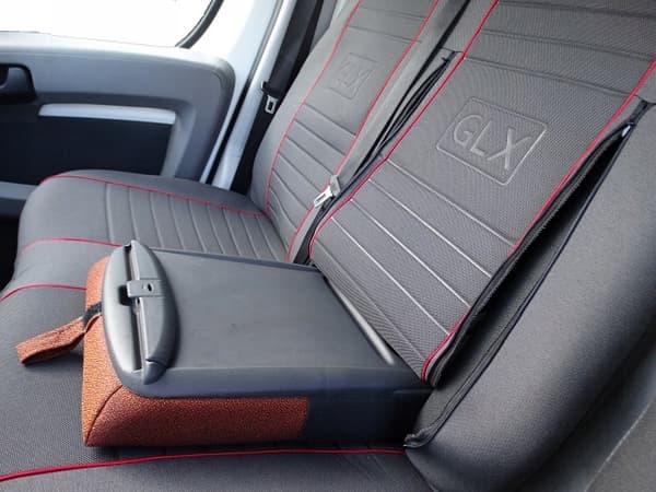 Fodral tillägnade PEUGEOT BOXER 2006-2014 2+1