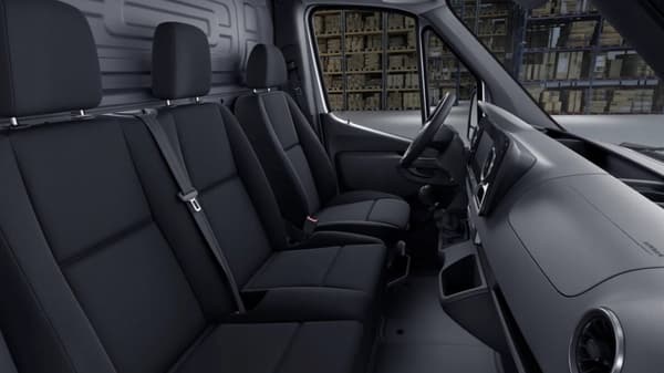 NYA MERCEDES SPRINTER W907 W910 från 2018 - Skräddarsydda överdrag