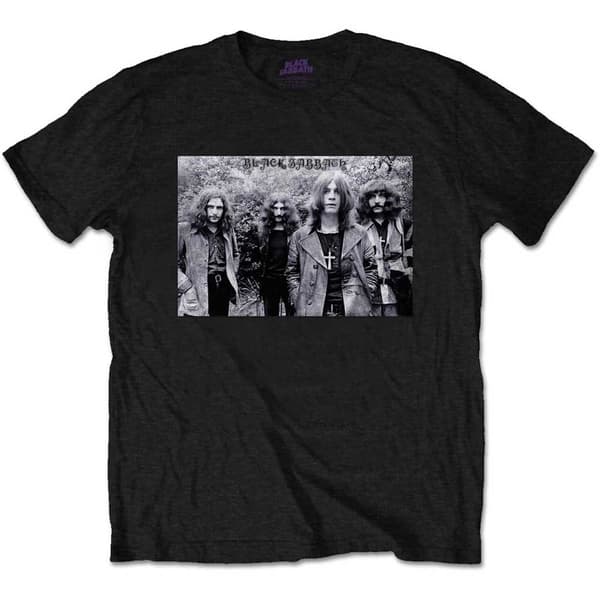 Black Sabbath Unisex T-Shirt: Group Shot (Medium)
