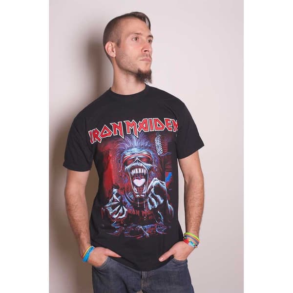 Iron Maiden Unisex T-Shirt: A Read Dead One (Medium)