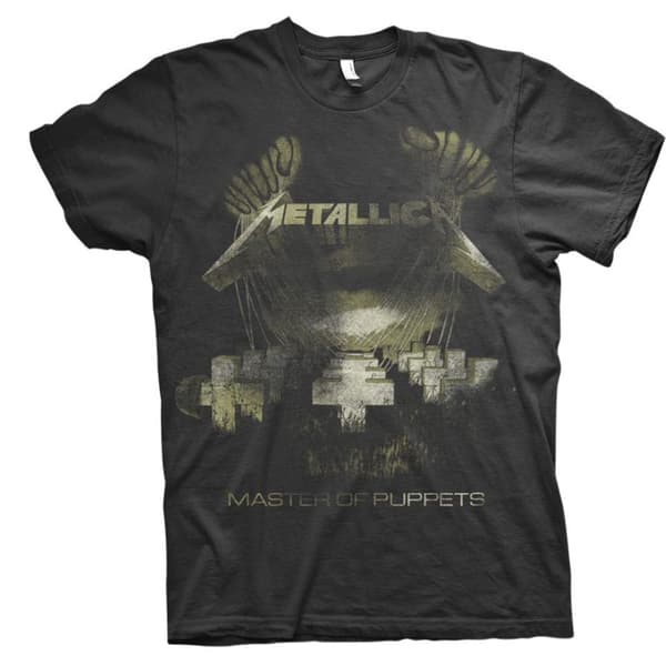 Metallica Unisex T-Shirt: Master of Puppets Distressed (Medium)