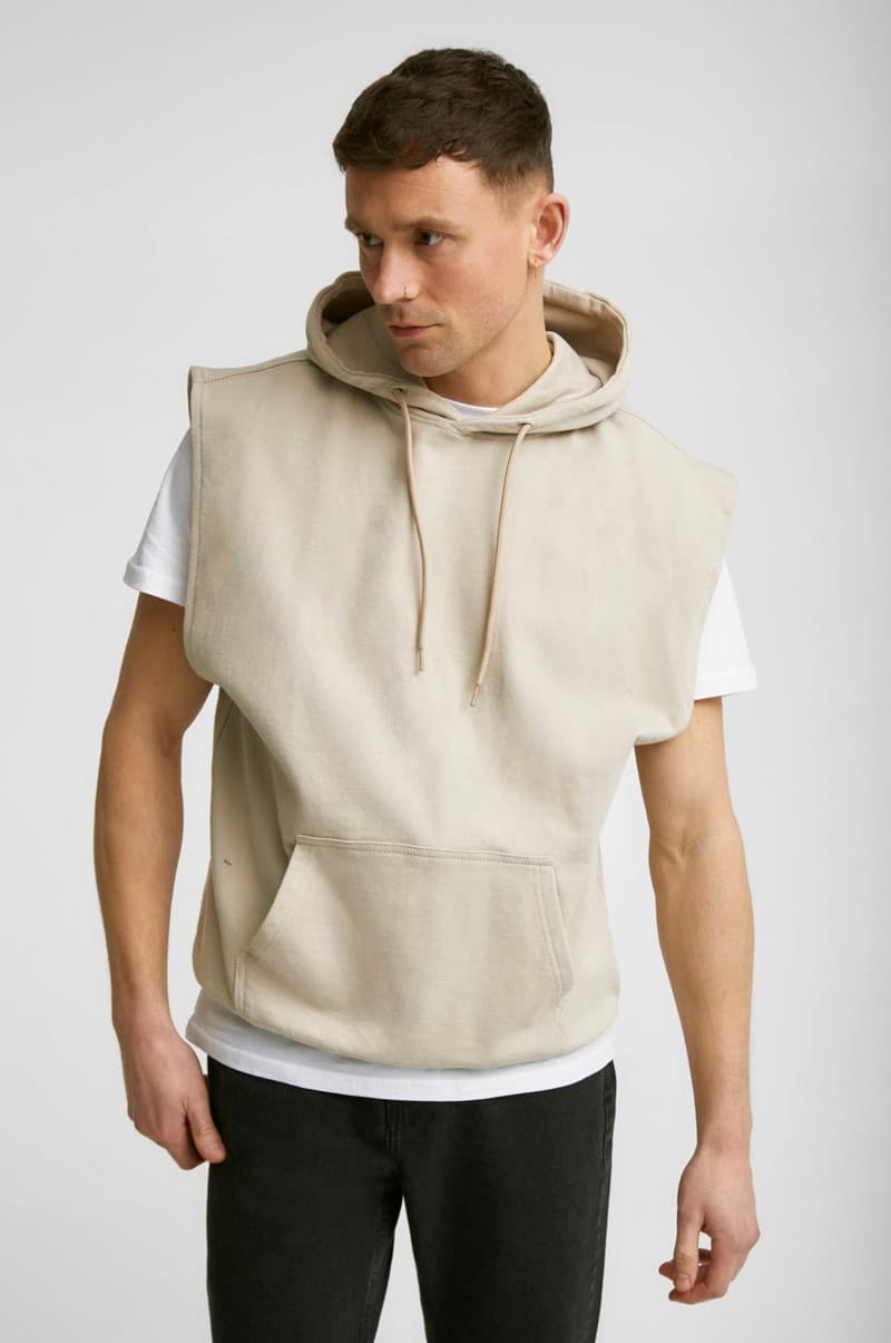Väst Hooded Vest
